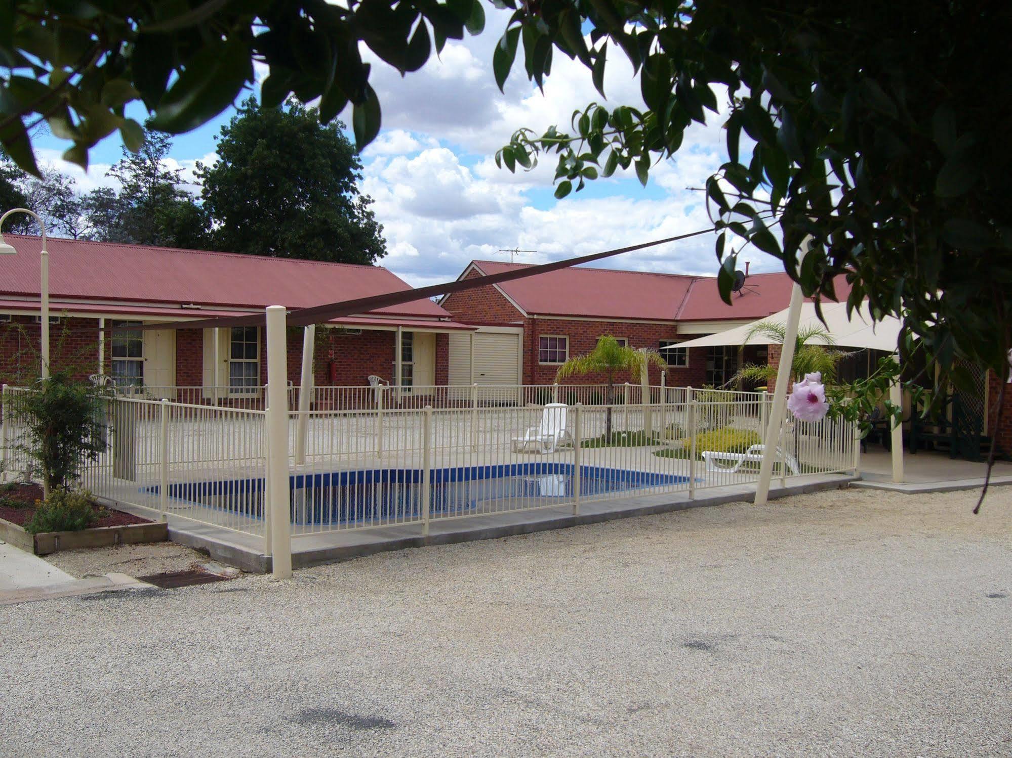 Lydoun Motel Chiltern Eksteriør bilde